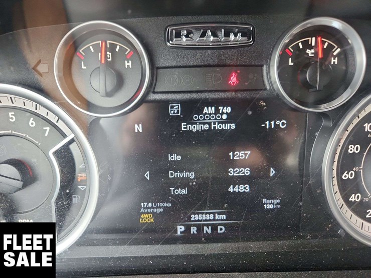 2014-dodge-1500-image-16