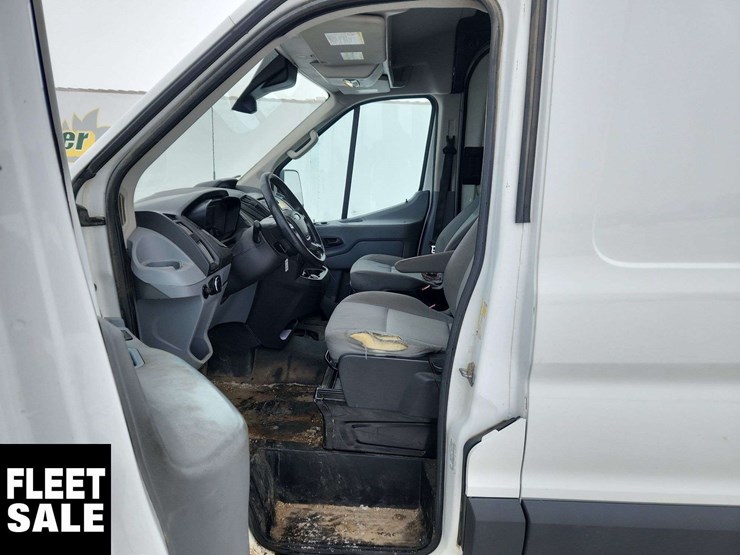 2017-ford-transit-image-19