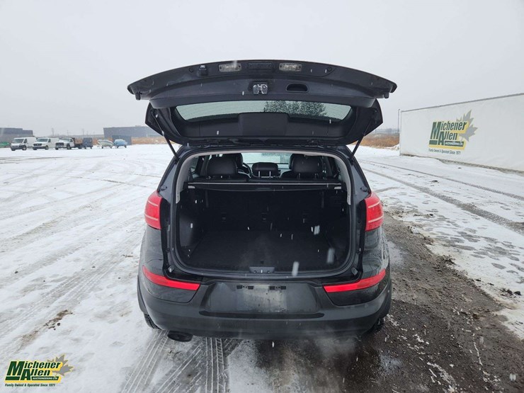 2013-kia-sportage-image-16