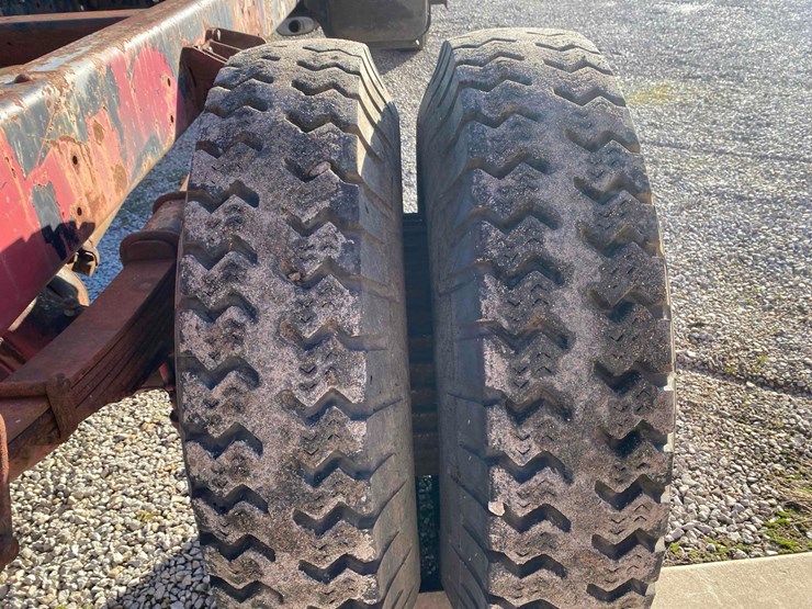 1970-international-2010a-fleetstar-firetruck-image-90