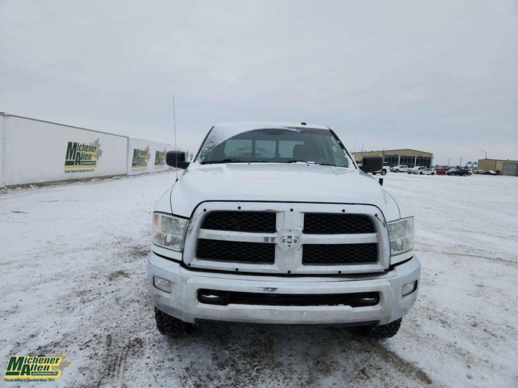 2017-ram-2500-hd-image-9