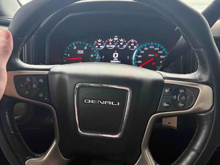 2018-gmc-sierra-denali-image-14