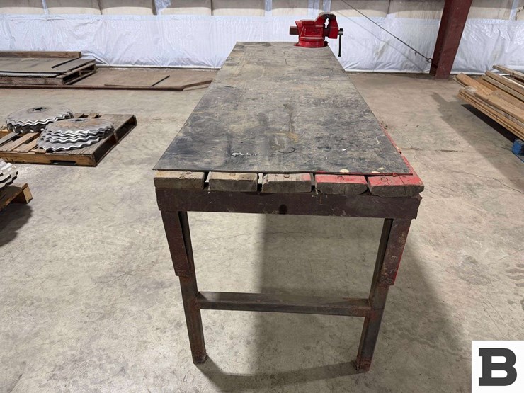 work-bench-table-&-vise---pasco,-wa-image-2