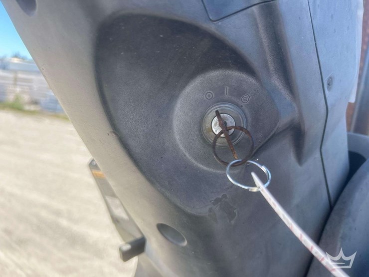 2007-caterpillar-c5000-5,000lb.-straight-mast-lp-forklift-image-14