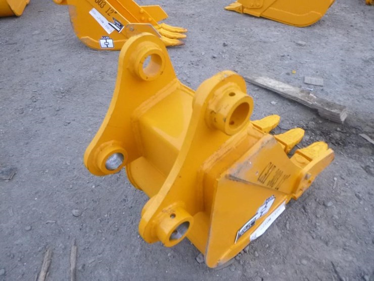 caterpillar-303-image-5