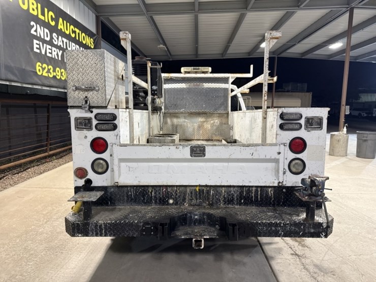 2006-ford-f350-image-8