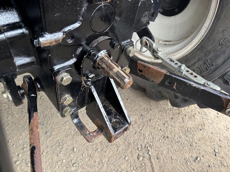 2017-new-holland-workmaster-40-image-20