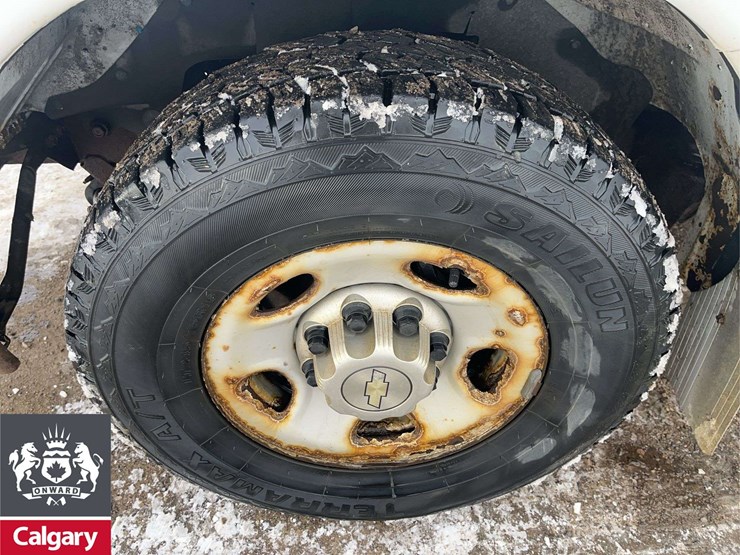 2010-chevrolet-express-3500-image-10