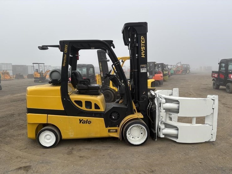 2017-yale-glc120vxntge100-forklift-image-7