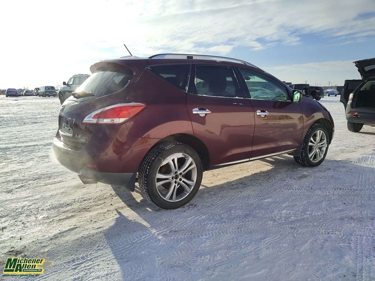 2011-nissan-murano-image-4
