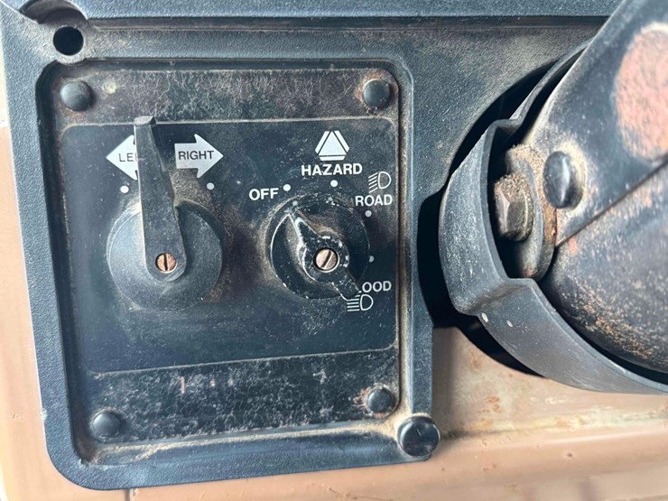 1984-ac-8070,-fwa,-powershift-image-18