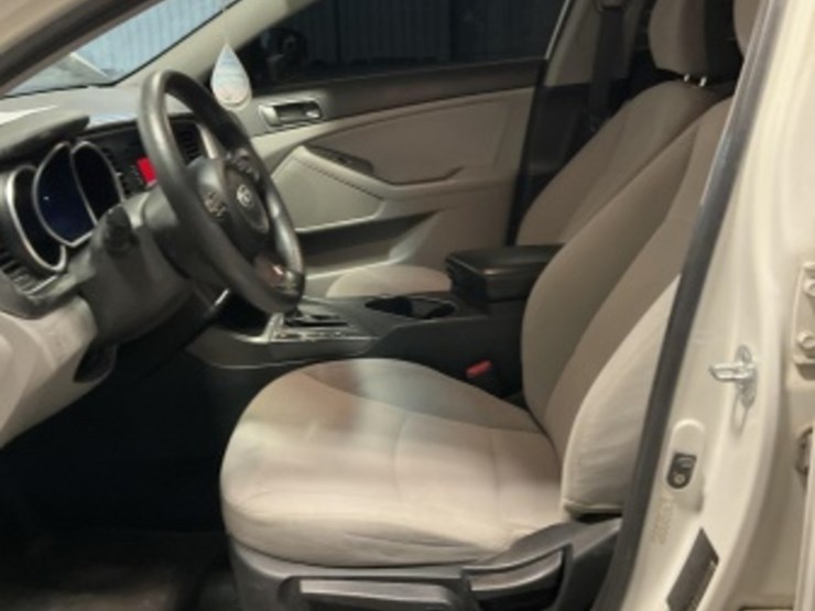 2015-kia-optima-sdn-image-20