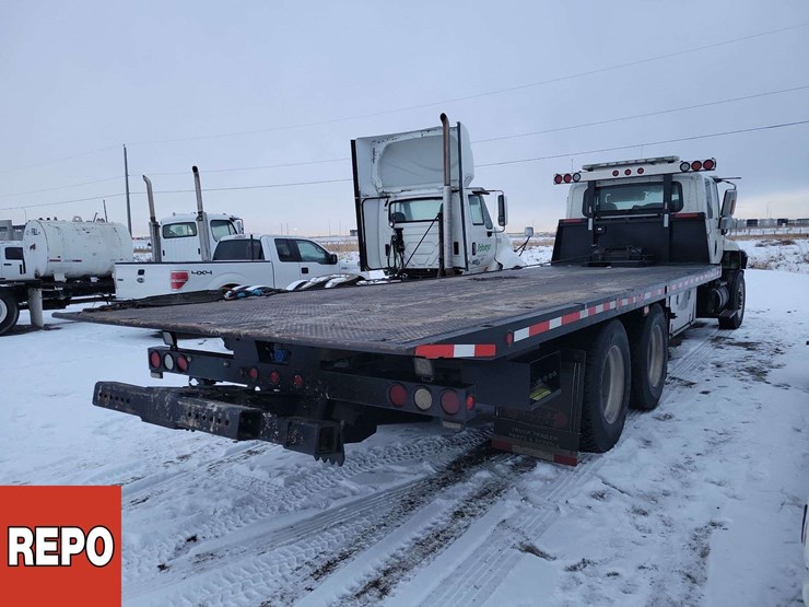 2007-international-workstar-7400-image-5