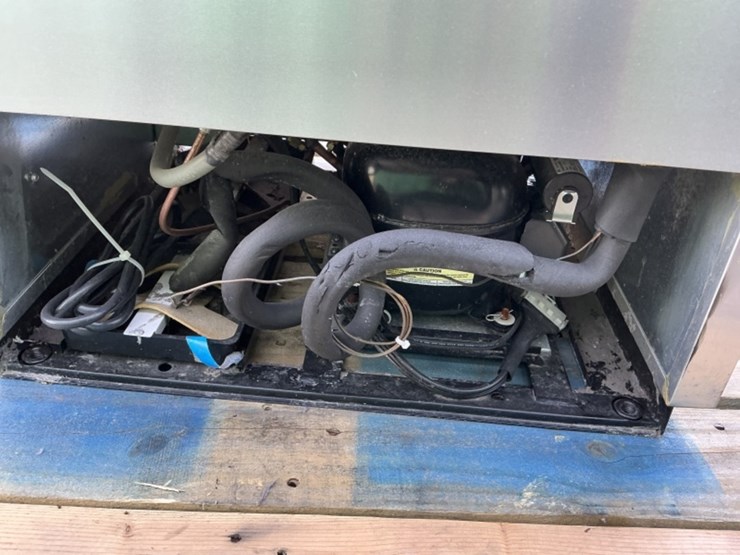 true-freezer-image-4