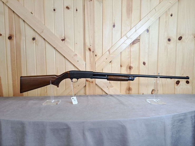 ithaca-model-37-20-gauge-pump-shotgun-image-3