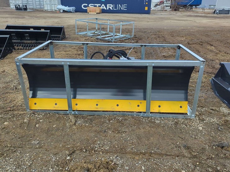 wolverine-skid-steer-6-way-dozer-blade-84"---swdb-11-84w-image-1