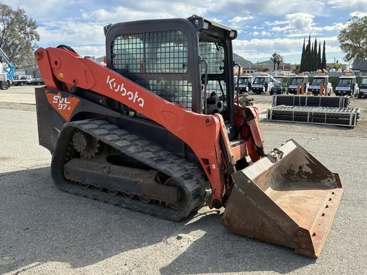 2021-kubota-svl97-2-image-2