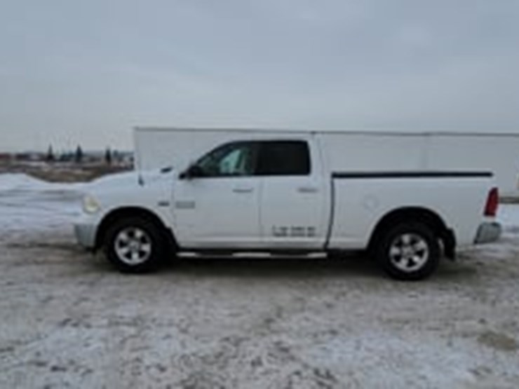 2014-dodge-1500-image-5