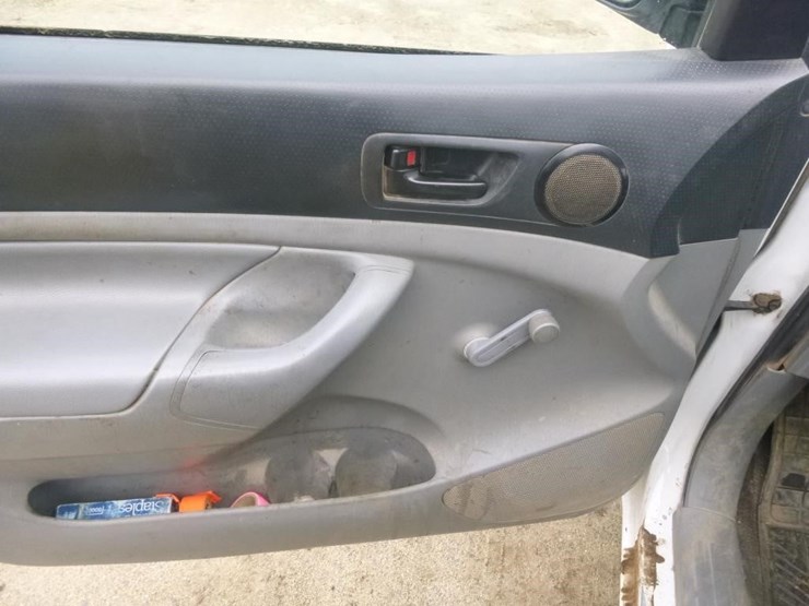 2014-toyota-tacoma-image-12