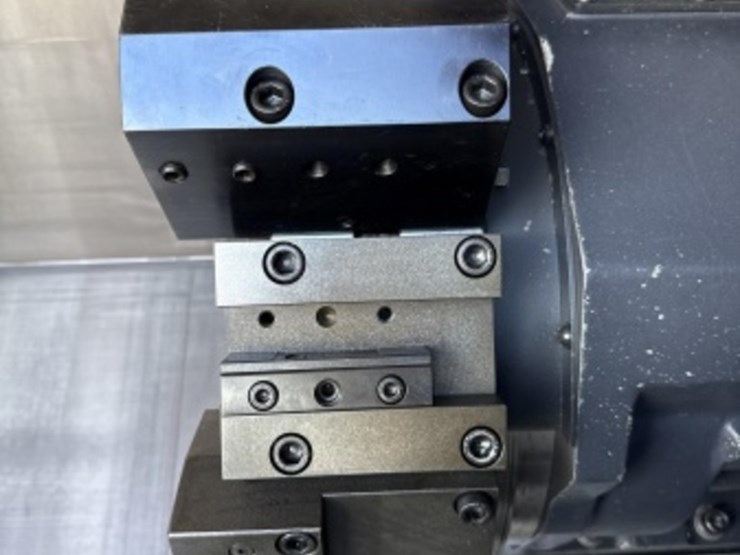 2012-doosan-puma-400m-cnc-lathe-image-24