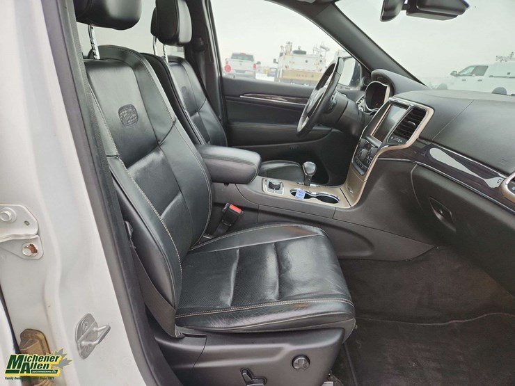 2014-jeep-grand-cherokee-image-27