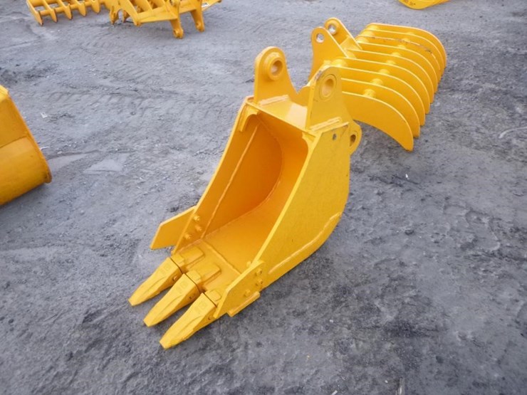 caterpillar-305-image-1