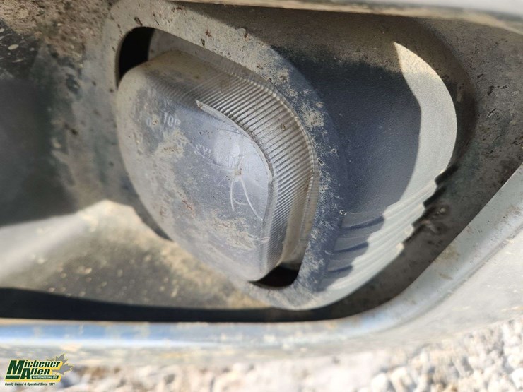 2015-ford-f350-sd-image-35