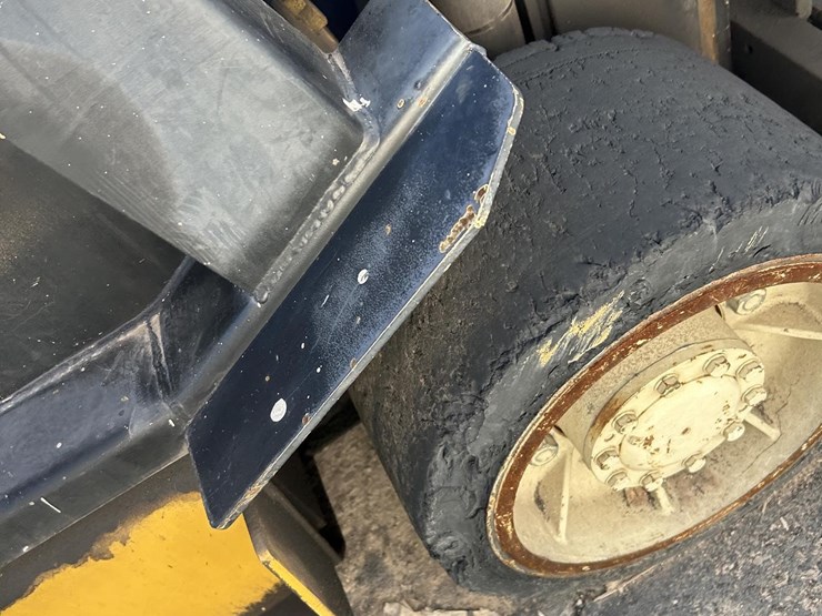 1999-yale-gc100mgn-image-31