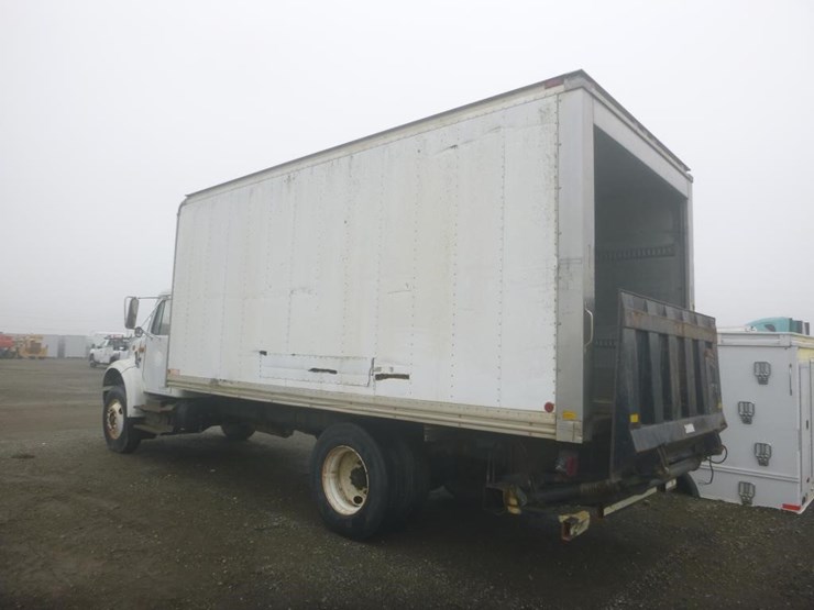 1997-international-4700-image-4