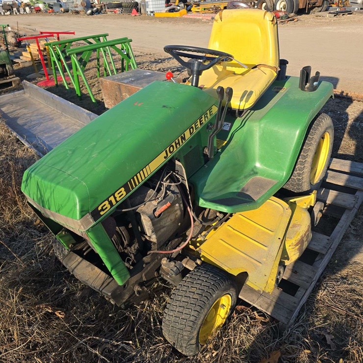 JOHN DEERE LA