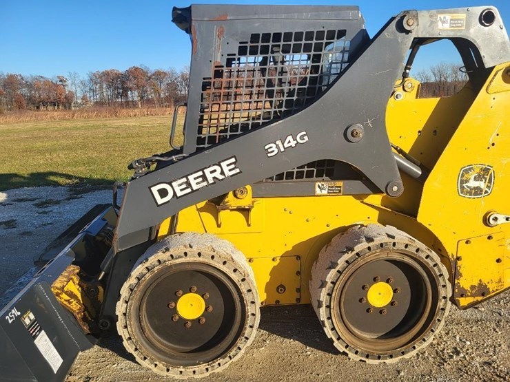 2018-deere-314g-image-15