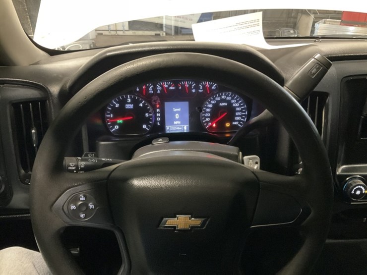 2017-chevrolet-silverado-1500-image-16