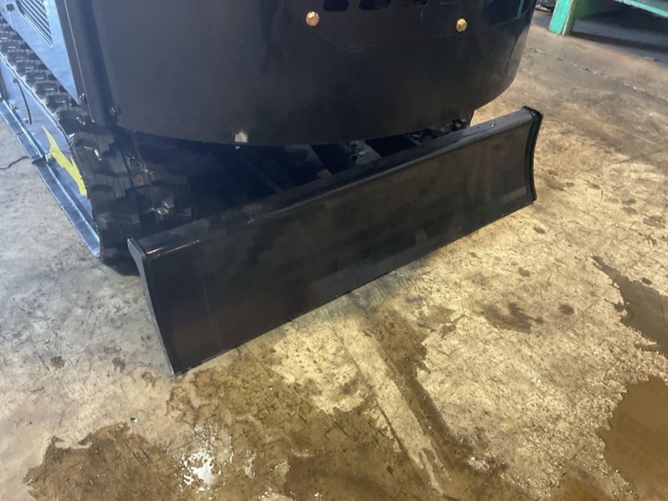 (inv.50037)-new-unused-miva-va15-mini-excavator,-13.5-hp-gas-engine,-aux.-hydraulics,-15"-bucket,-image-4