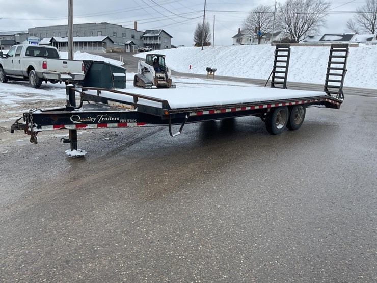 (inv.51036)-2017-quality-trailers-vin:-550fp2325hs003863,-18'-plus-4'-dovetail-with-ramps-image-3