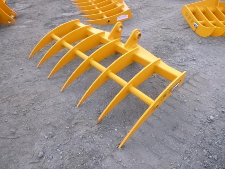 caterpillar-303-image-1