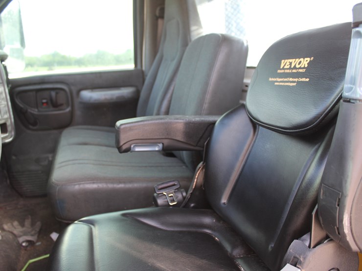 #2200-•-2006-chevrolet-c6500-truck-image-6