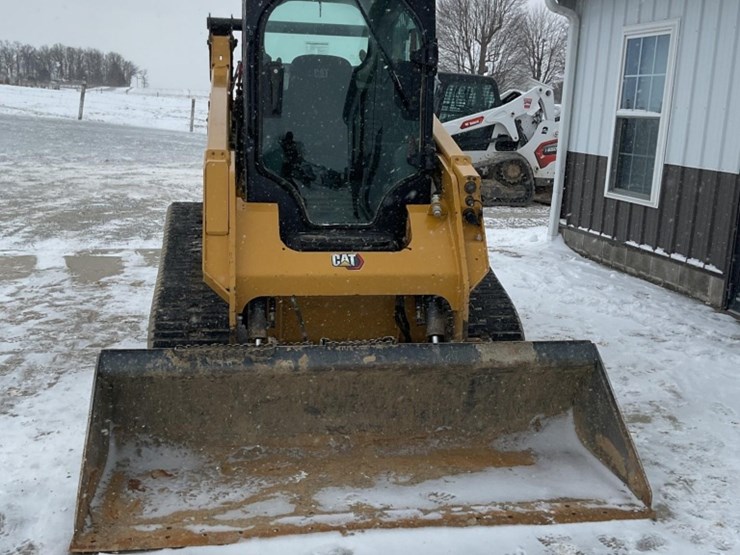 2021-caterpillar-259d3-image-11