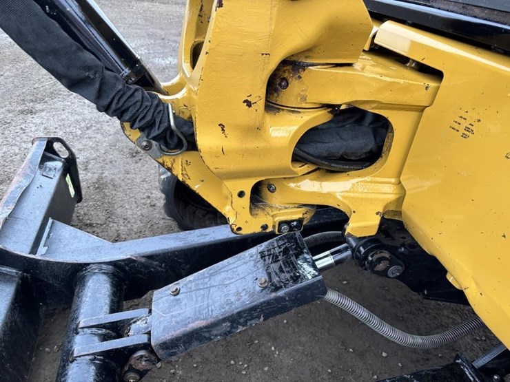 2018-caterpillar-303-image-20