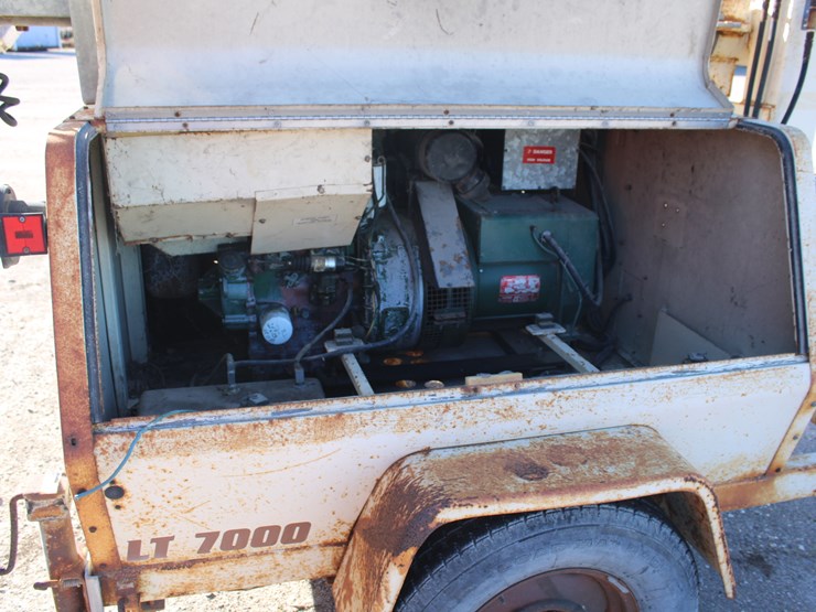 #1038-•-amida-light-tower-image-6