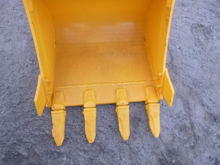 caterpillar-305-image-6