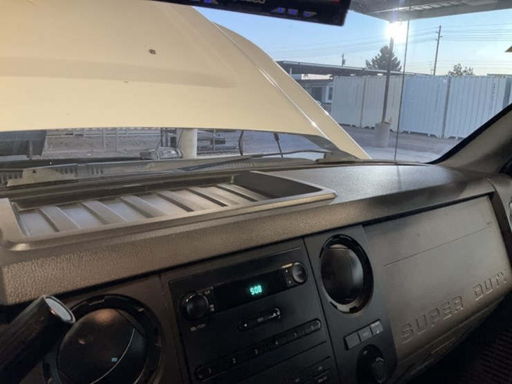 2013-ford-f450-image-19