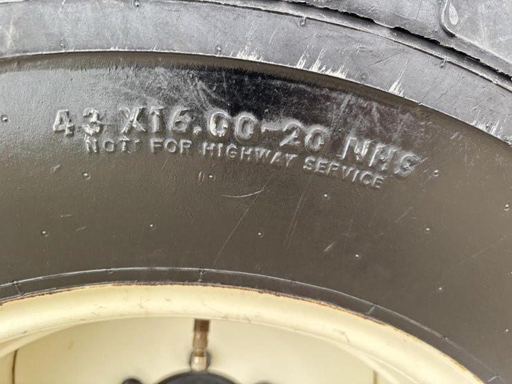 2017-new-holland-workmaster-40-image-26