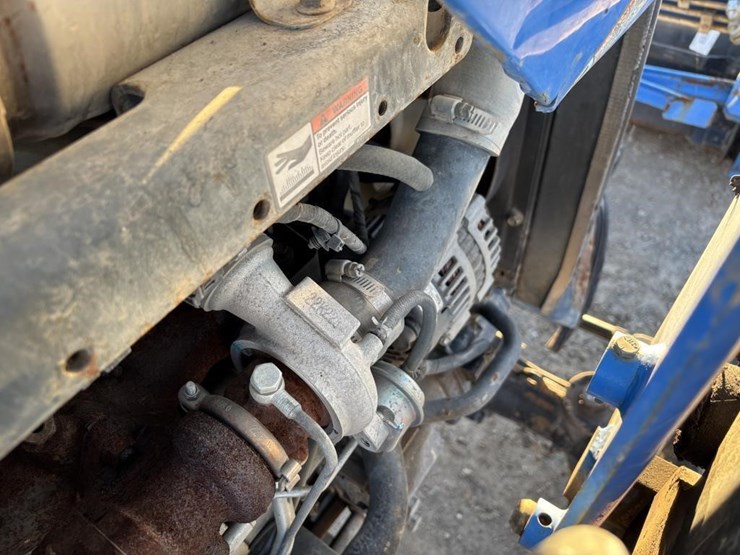 2017-new-holland-workmaster-40-image-53