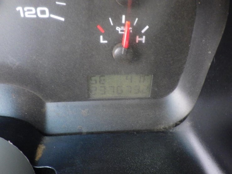 2004-ford-f150-image-14