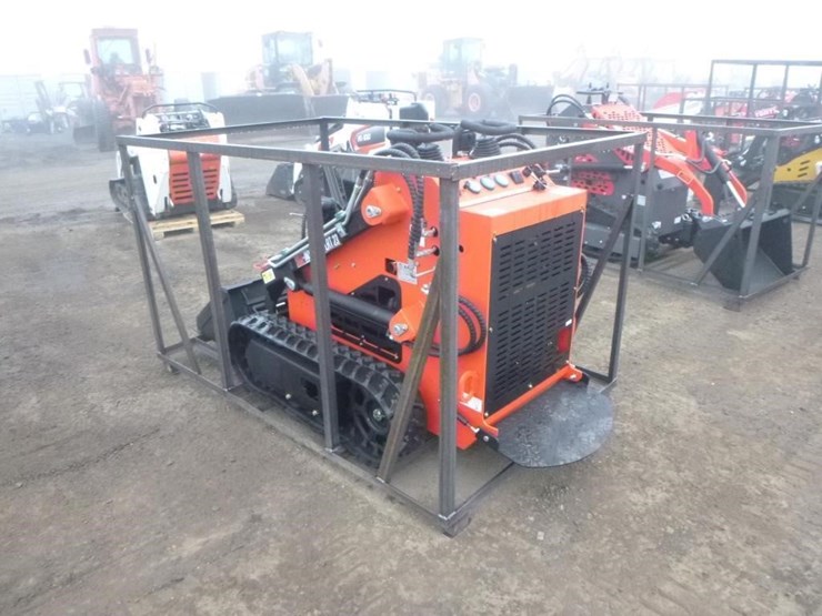 2025-agt-lrt23-skid-steer-track-loader-image-4