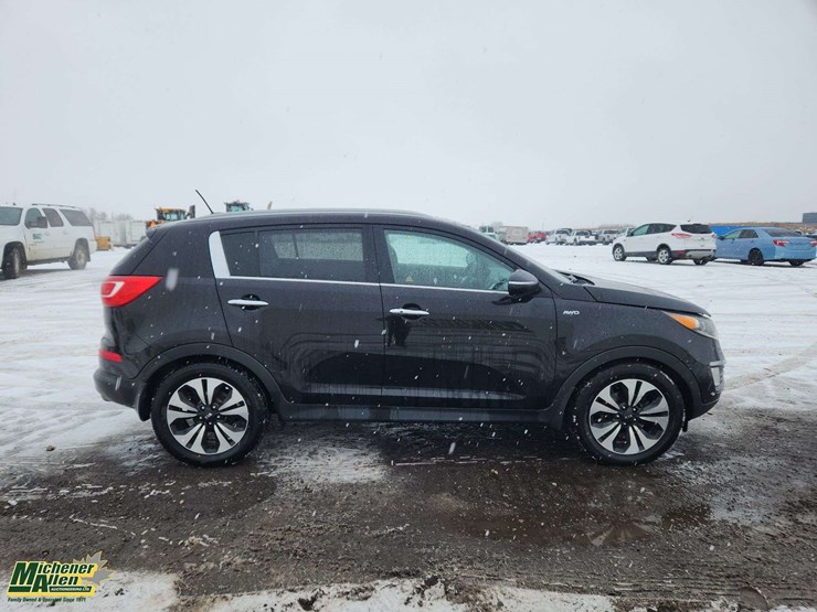 2013-kia-sportage-image-8