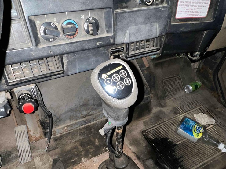 1993-international-254-image-20