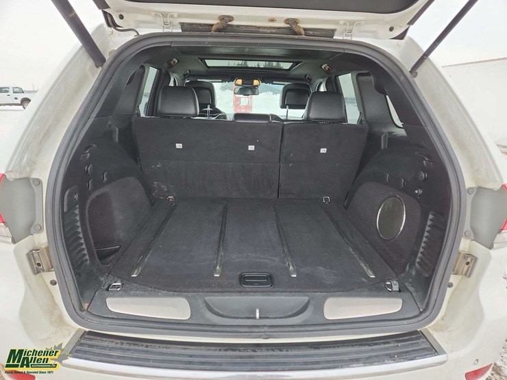 2014-jeep-grand-cherokee-image-28