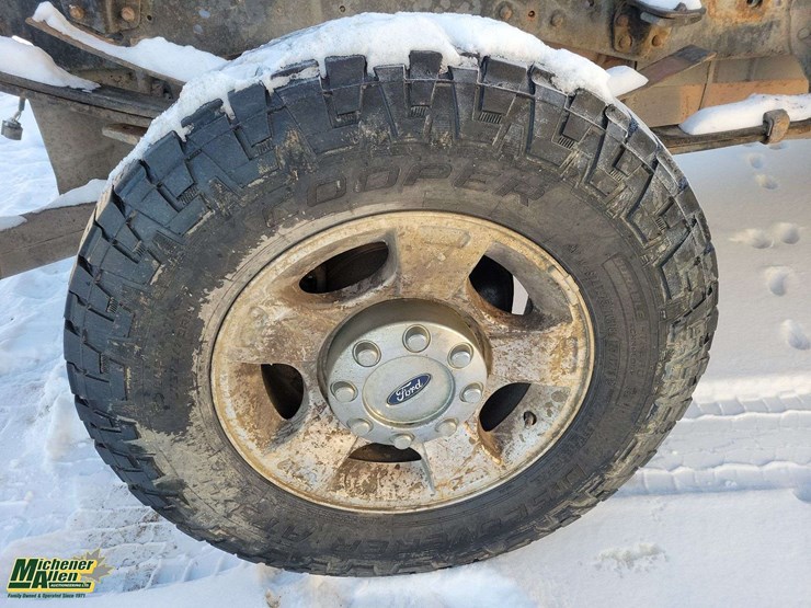 2015-ford-f350-image-8