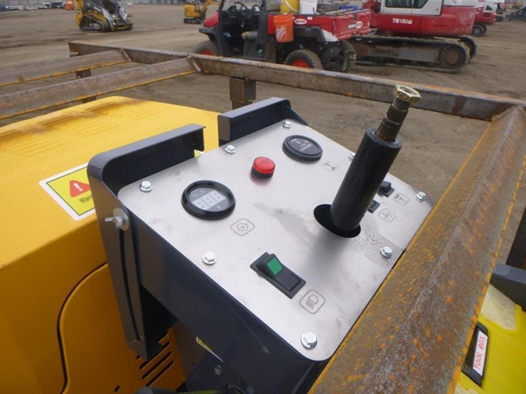 sdlool-sl1000-tandem-vibratory-roller-image-18